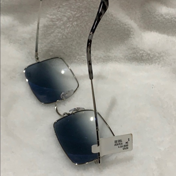 Ray-Ban Square Gradient Blue Lens Gold Frame Sunglasses main image 2